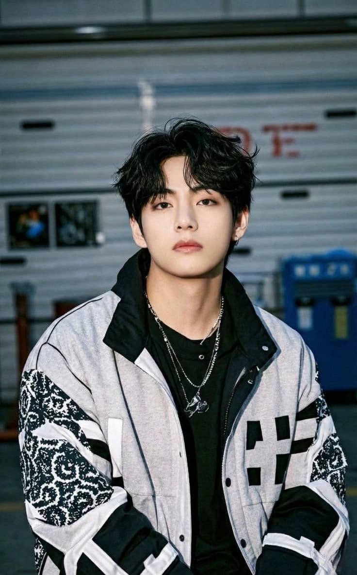 Kim Taehyung  thumbnail