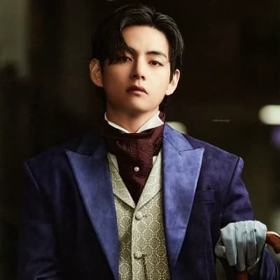 Kim Taehyung thumbnail
