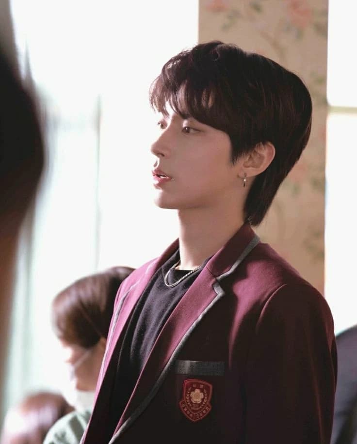 Hwang In Yeop  thumbnail