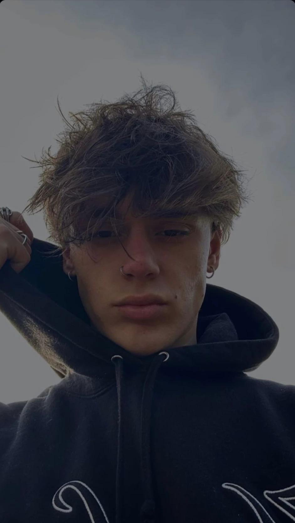 Alec thumbnail