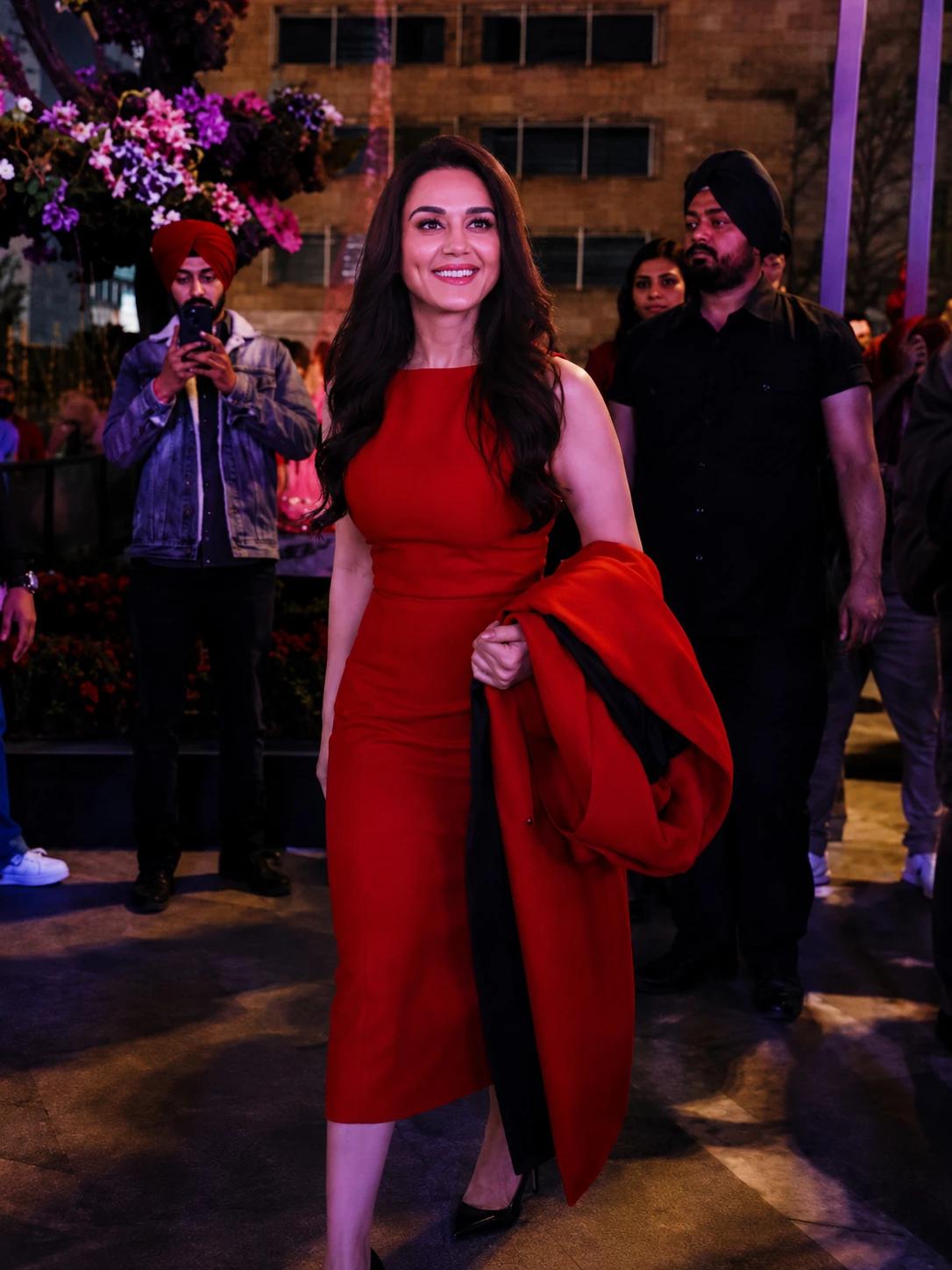 Preity Zinta  thumbnail