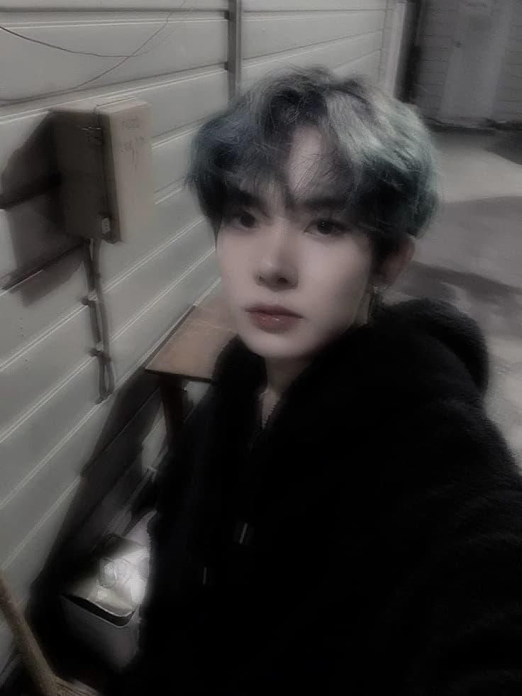 Lee Heeseung thumbnail
