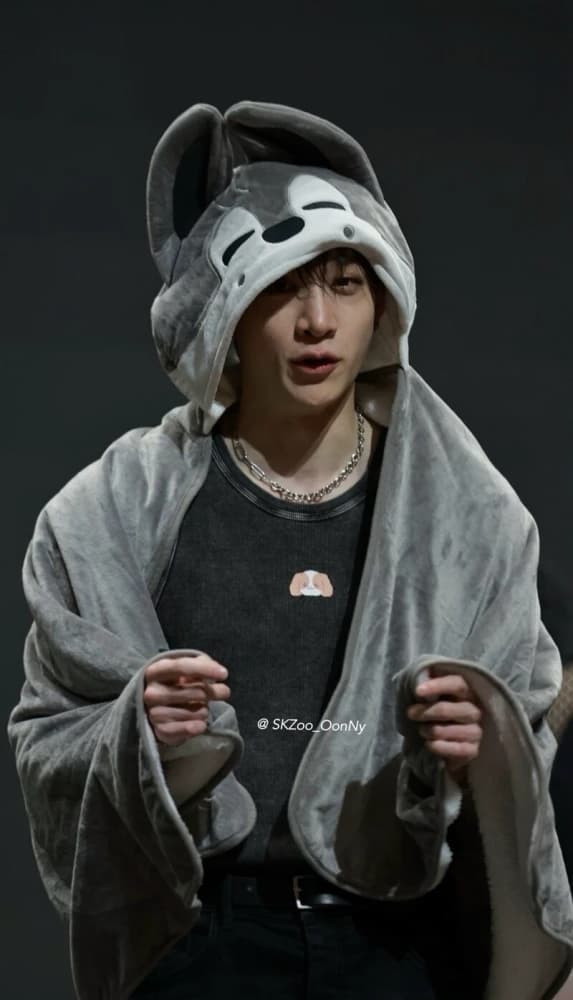 Bangchan-Older fiancee thumbnail