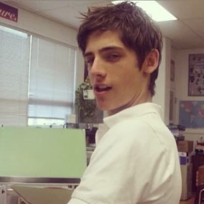 Logan Ross thumbnail