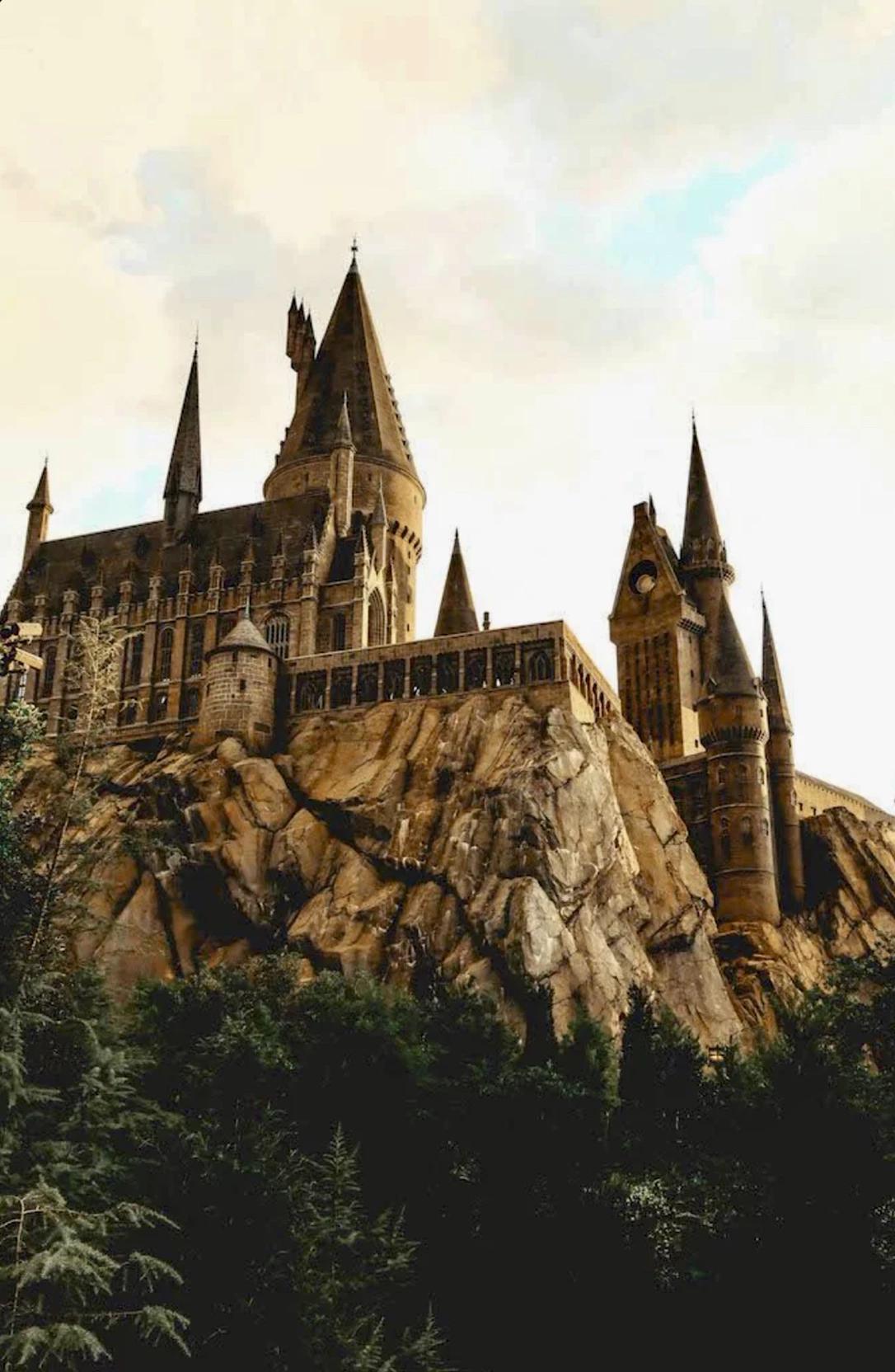 Hogwarts thumbnail