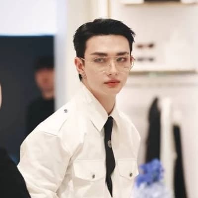 Hwang Hyunjin - chefe thumbnail