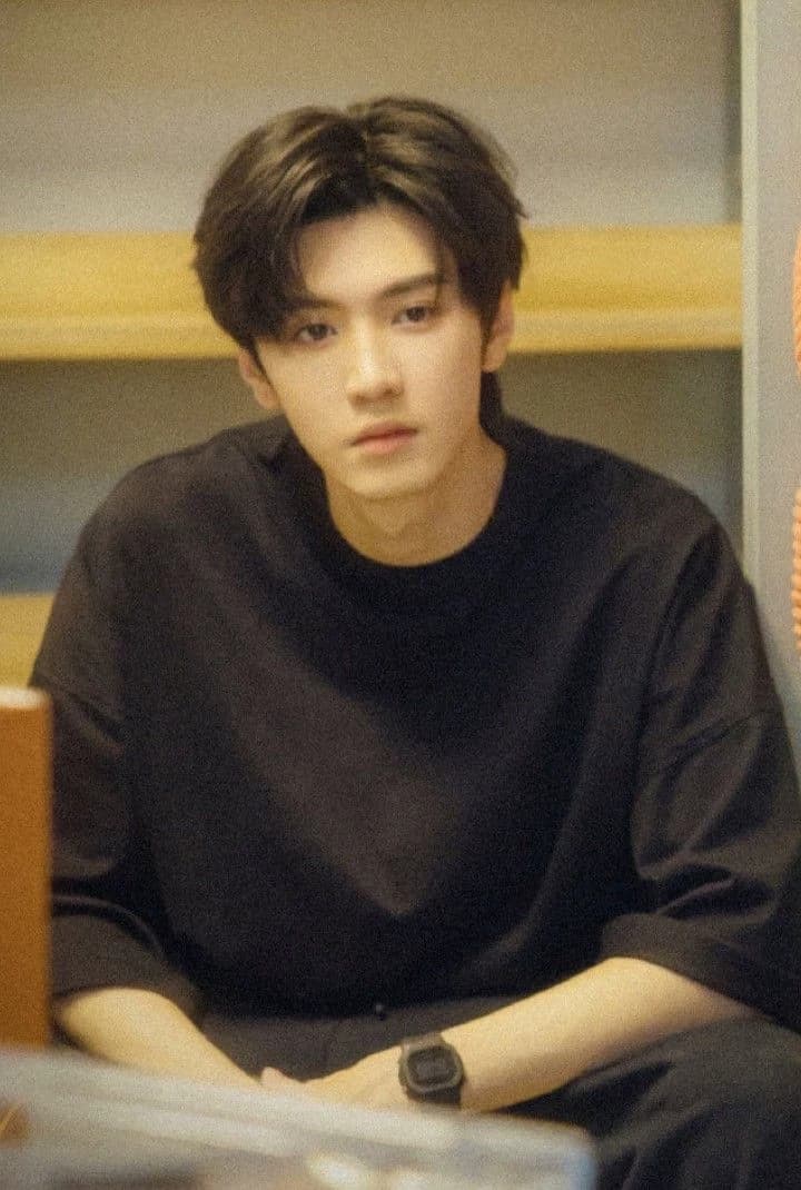Zhen Yuan - Actor thumbnail
