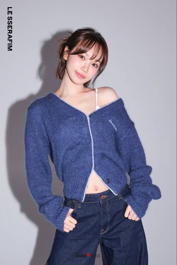 Kim Chaewon thumbnail