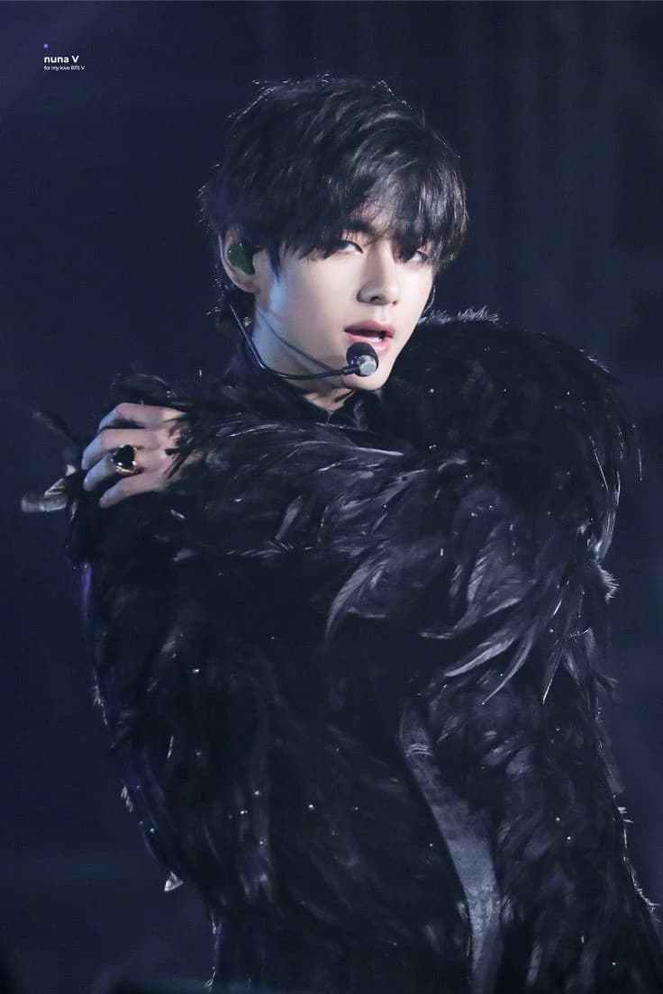 Kim Tae-hyung  thumbnail