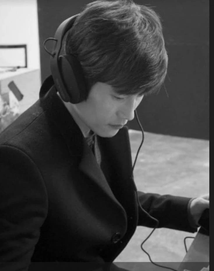 Lee Byung-hun  thumbnail