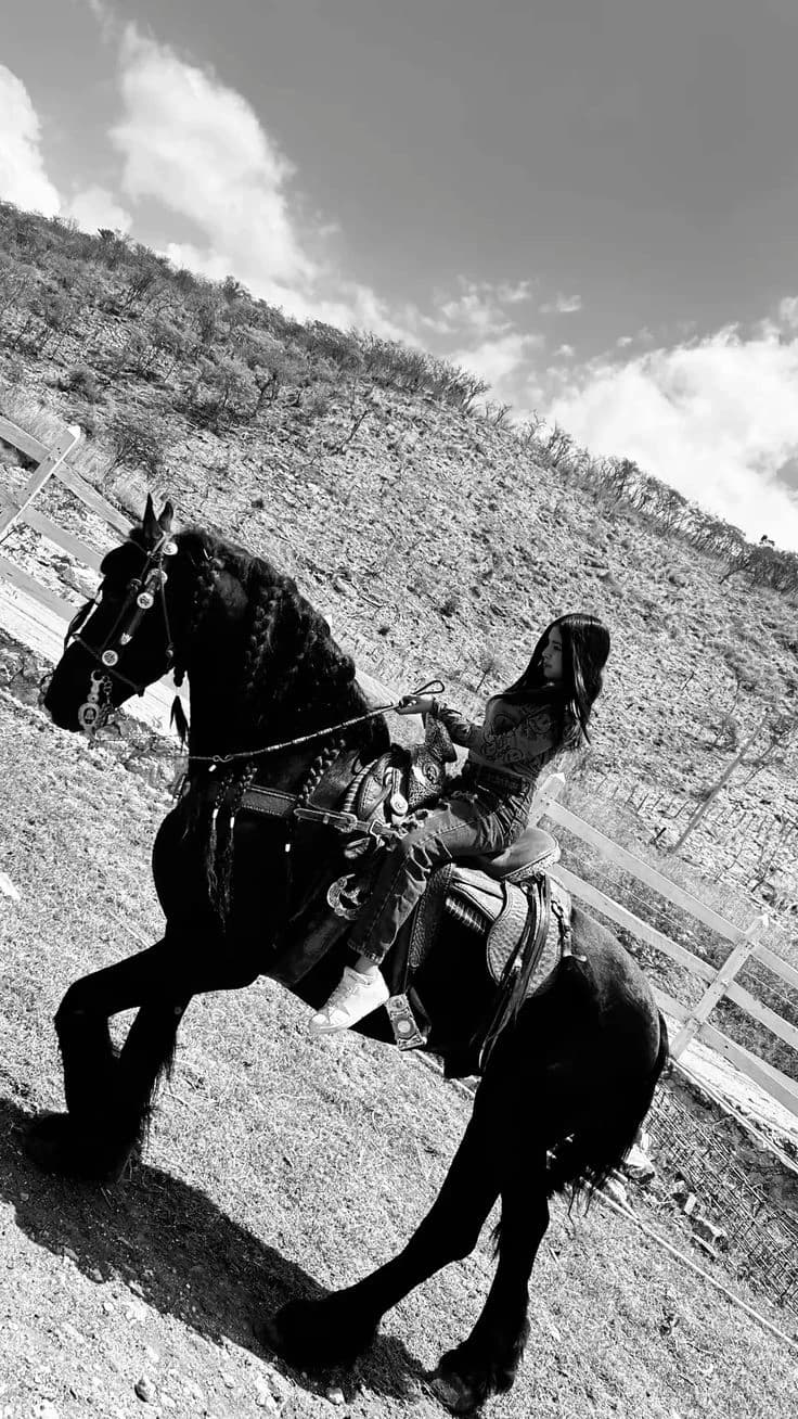 Cowgirl thumbnail
