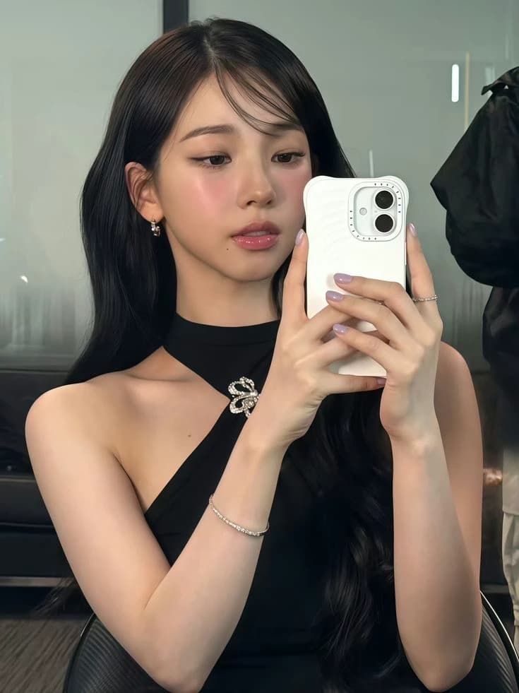 Karina thumbnail
