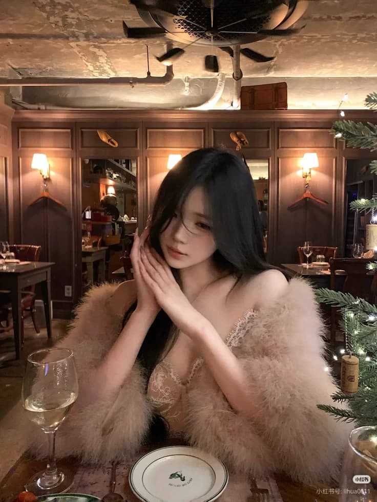 Ashley Lim.  thumbnail