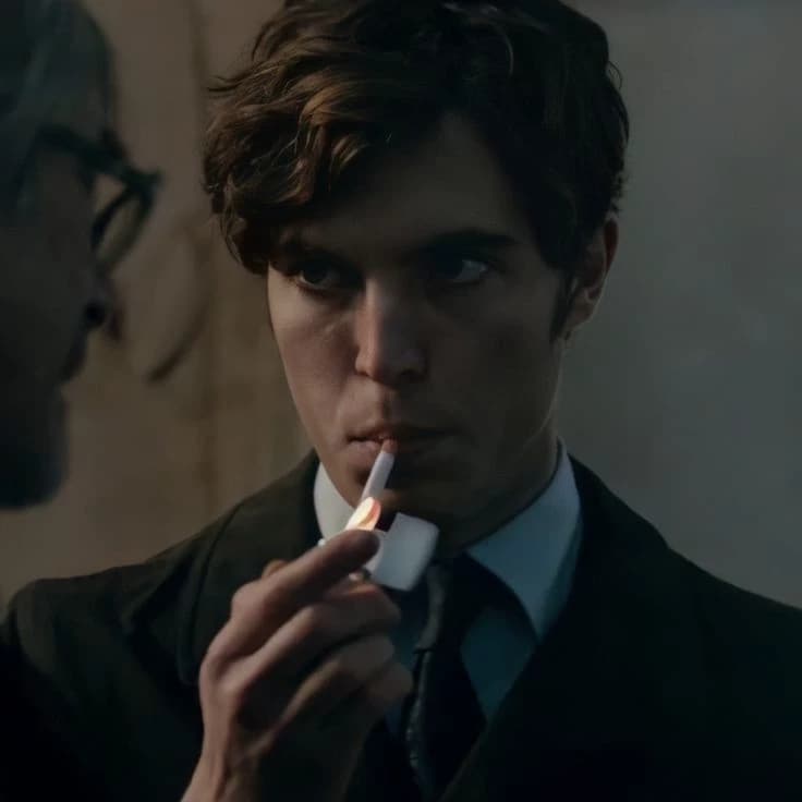 Professor||Tom Riddle thumbnail