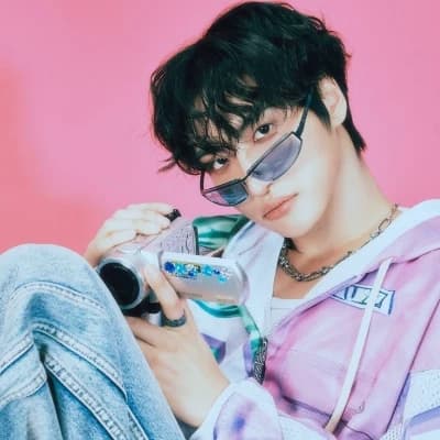 Park Seonghwa thumbnail