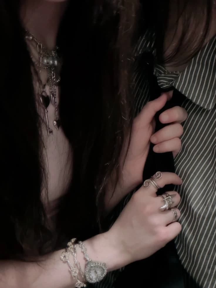 Vivienne Cross thumbnail