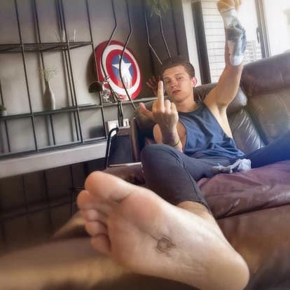 Tom hollend  thumbnail