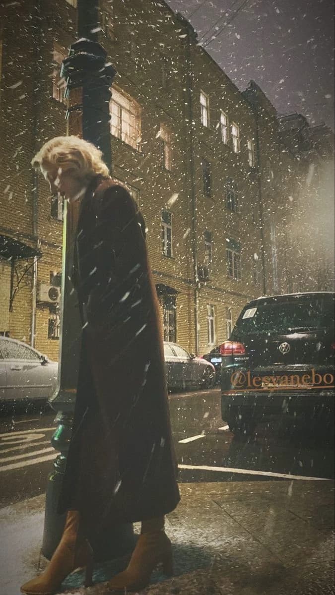 Vivienne Laurent(wlw,took a chance with a snowball) thumbnail