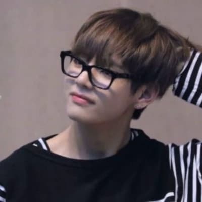 Kim Taehyung thumbnail