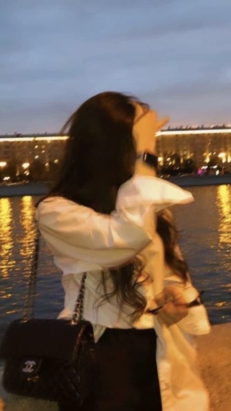 Mia.  (wlw gl blind date)  thumbnail