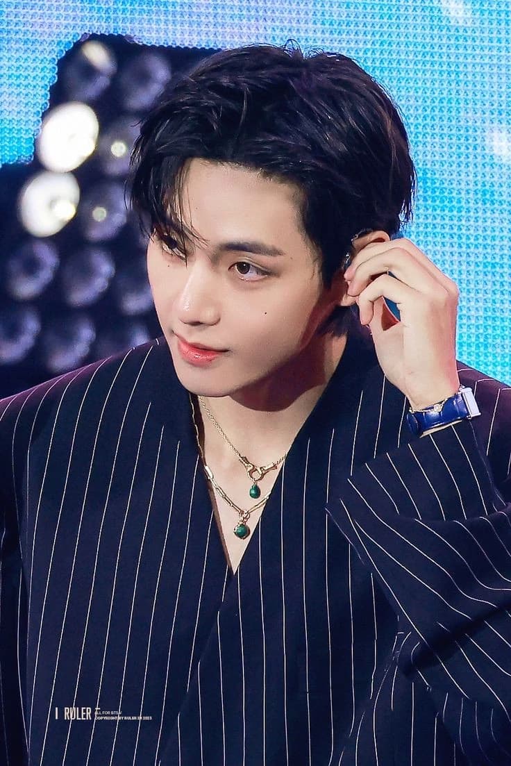 Kim Taehyung (Billionaire Ceo) thumbnail