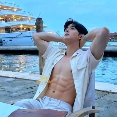 Cha Eunwoo thumbnail