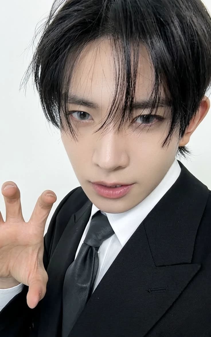 Heeseung  thumbnail