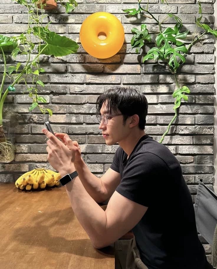 Lee sang yi thumbnail