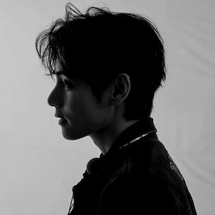 Kim Taehyung  thumbnail