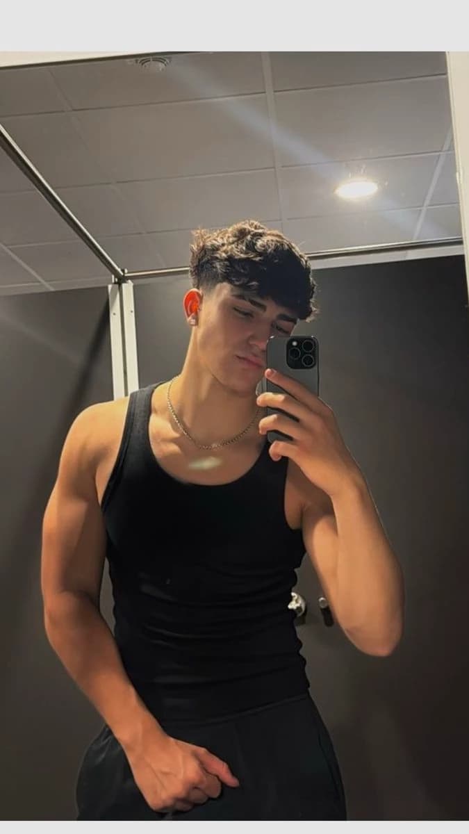 Richard  thumbnail