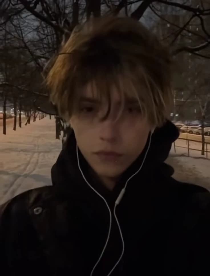 Leo Dust thumbnail