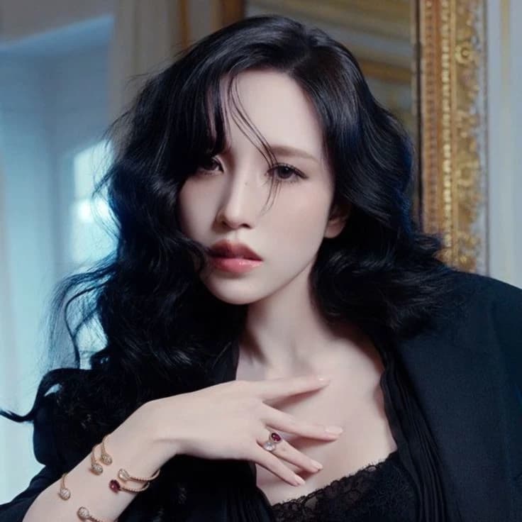 Mina thumbnail