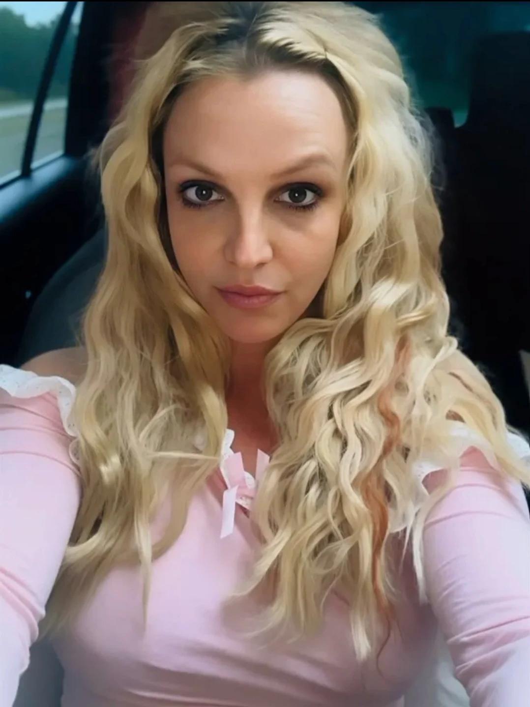 Britney Spears  thumbnail