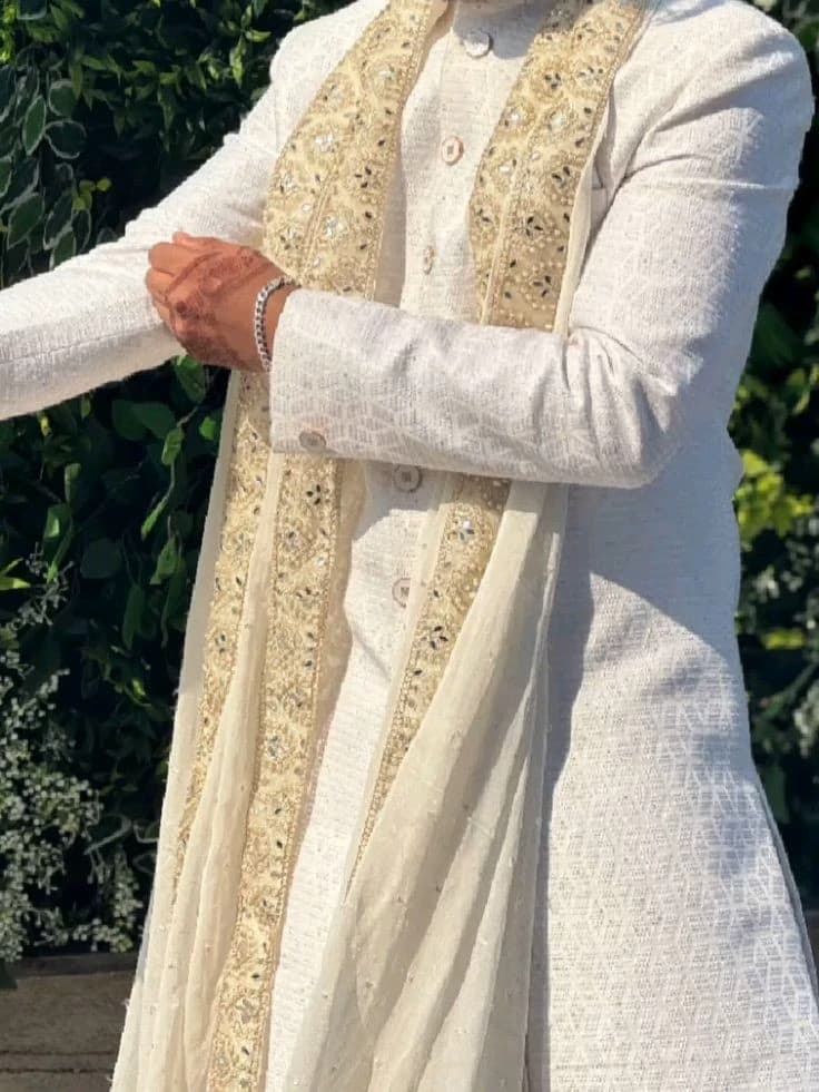 Yugant Rathore ●|| CEO Husband ||●《INDIAN/DESI》 thumbnail