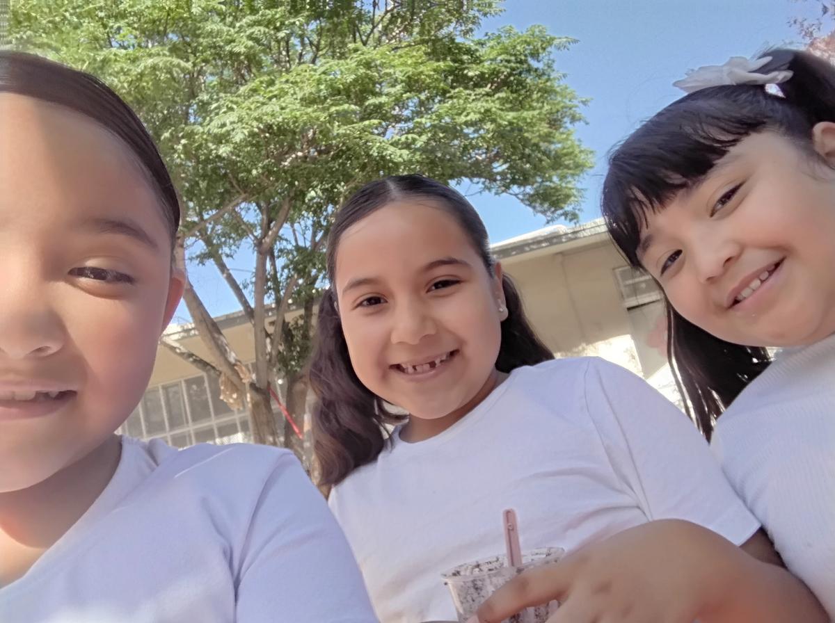 Tus tres mejores amigas thumbnail
