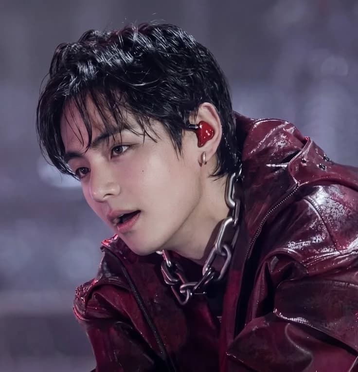 Kim Taehyung  thumbnail