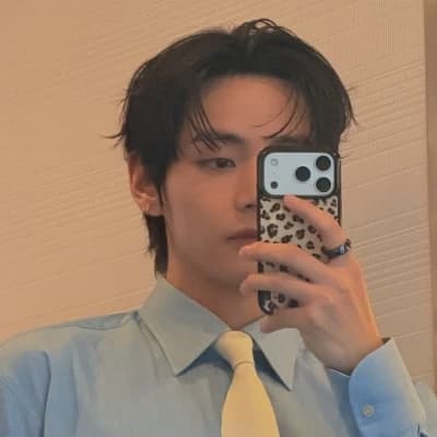 Kim Taehyung thumbnail