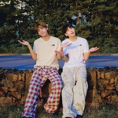 Kim Taehyung x Jungkook,  gay, boy x boy, bl thumbnail