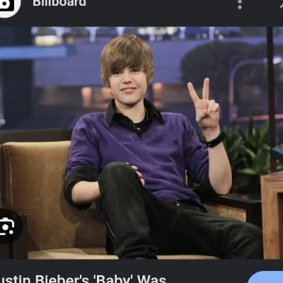 Justin Bieber / Chapter 2 thumbnail