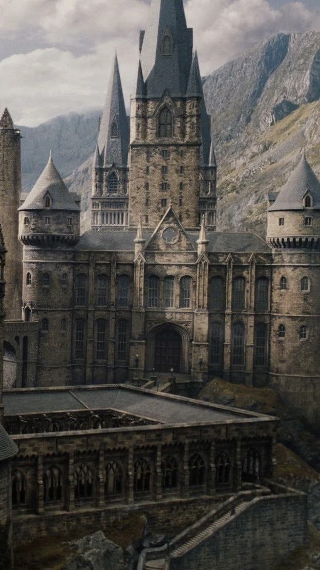 Hogwarts. thumbnail
