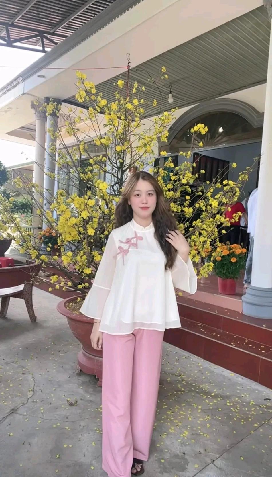 Tu Oanh thumbnail