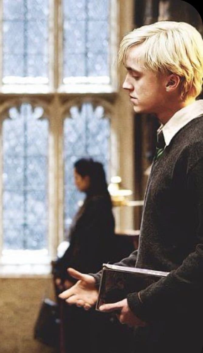 Draco Malfoy thumbnail