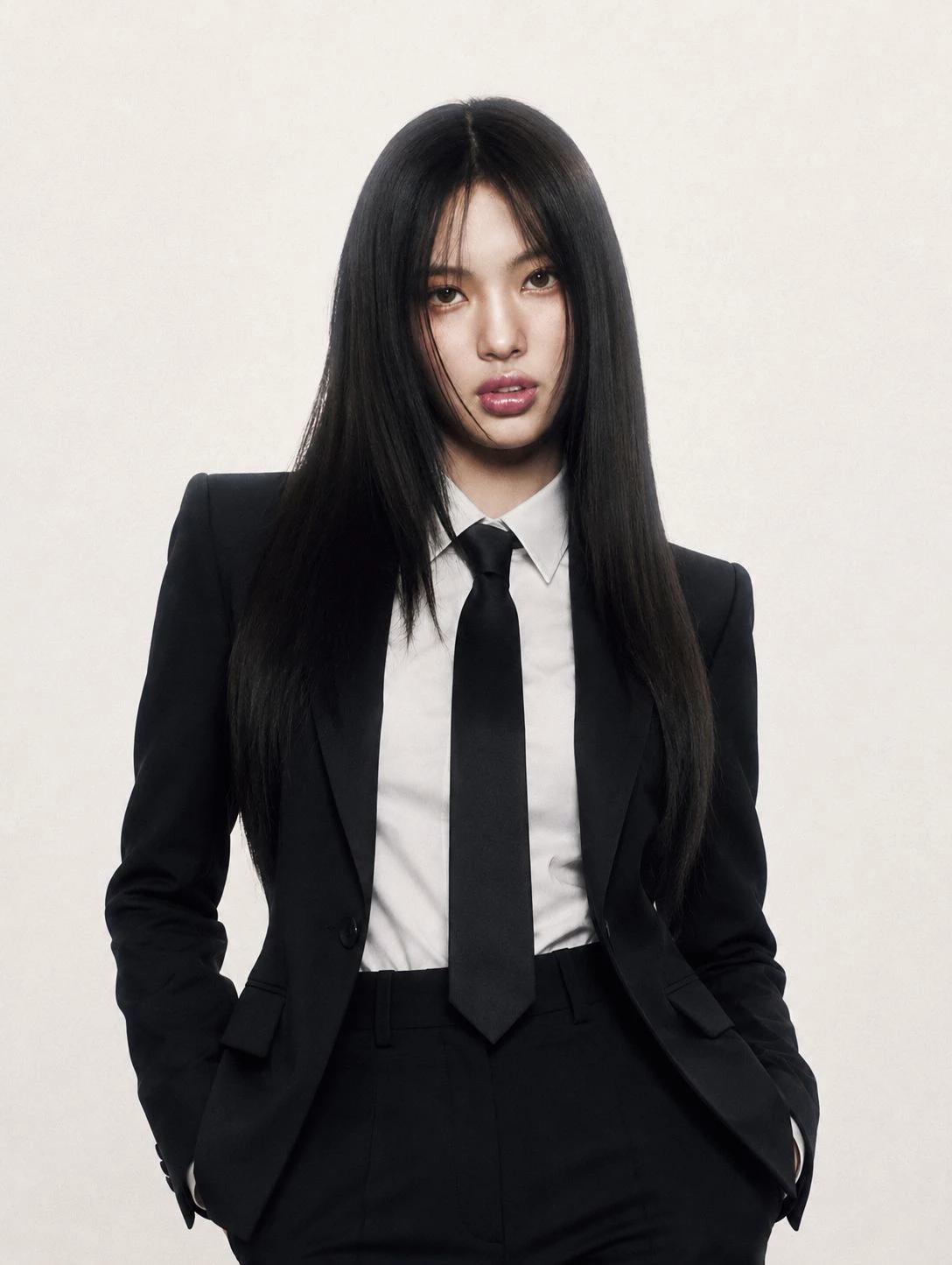 Lee hyein thumbnail
