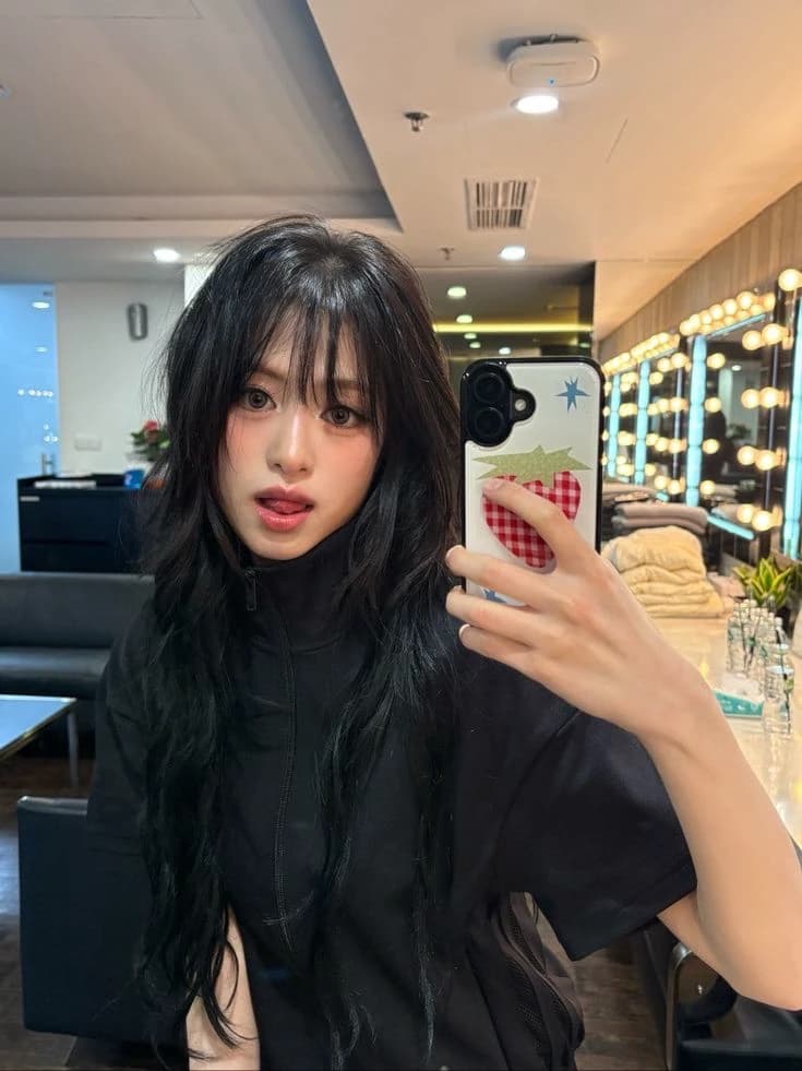 JUNG AHYEON - WLW thumbnail