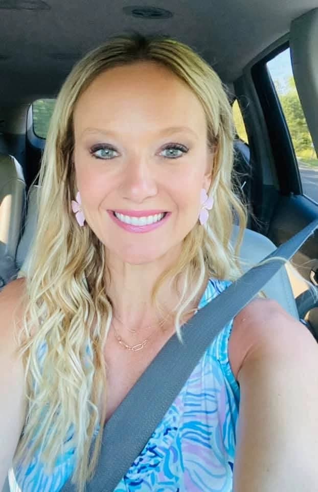 Melanie  thumbnail