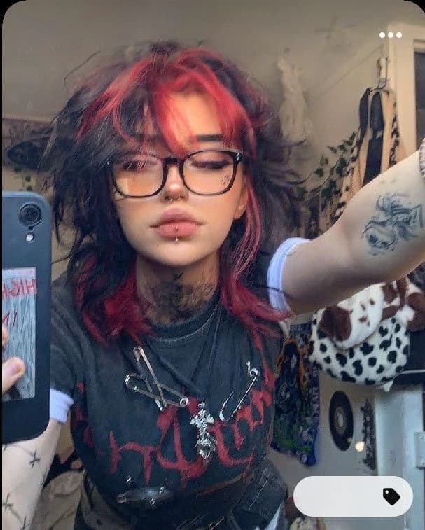 Angi (WLW/GL) thumbnail