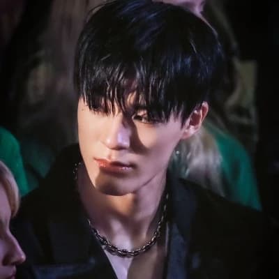 Lee Jeno thumbnail