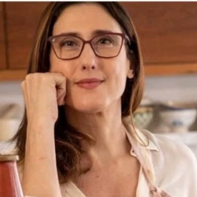 Paola Carosella thumbnail