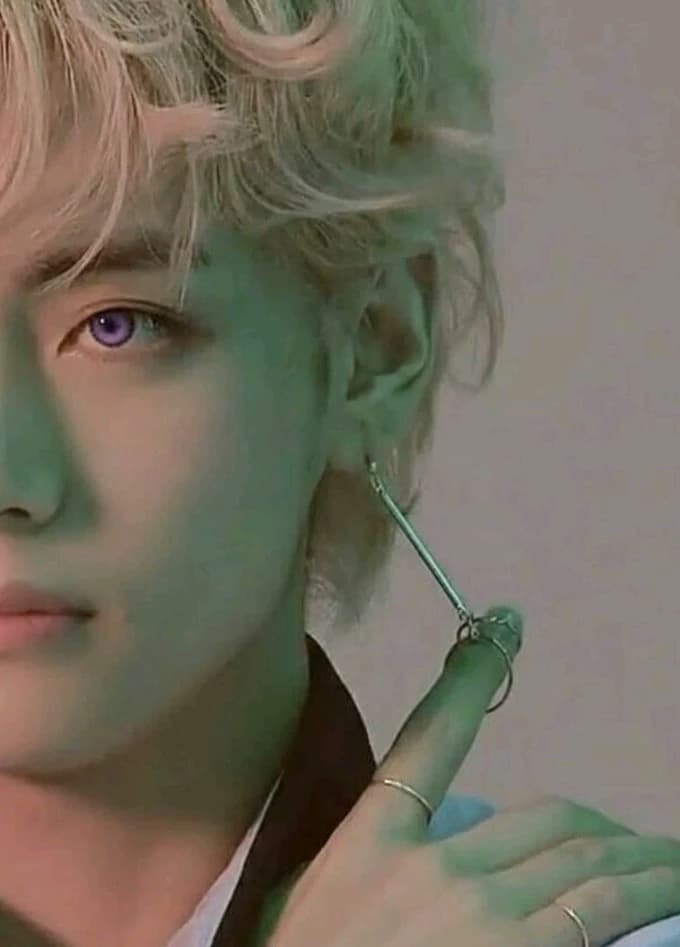 Kim Taehyung Alpha lupus thumbnail