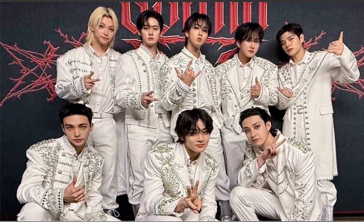 Stray Kids  thumbnail